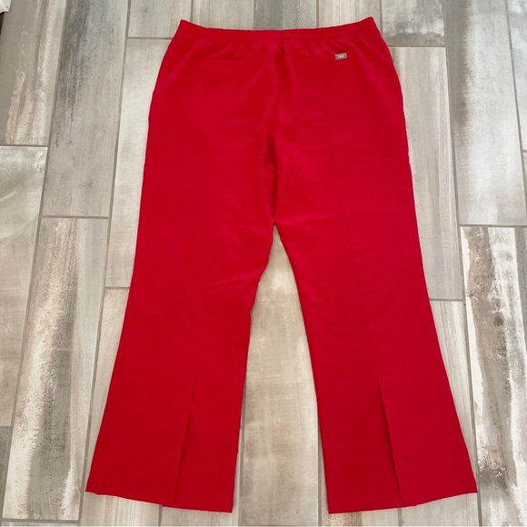 NWT Figs Lemarie Slim Flare Scrub Pants W22SW2004 Red Women’s 2XL *Discontinued - Picture 11 of 15